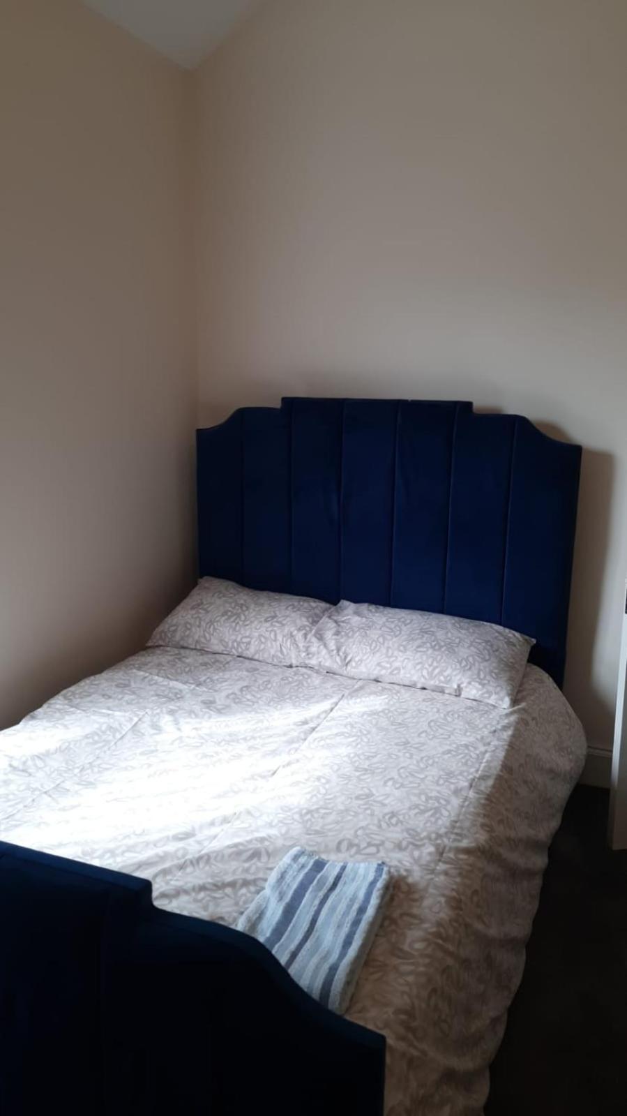 Lovely Bedroom With Shared Kitchen & Bathroom Free Parking Walsall Exteriér fotografie